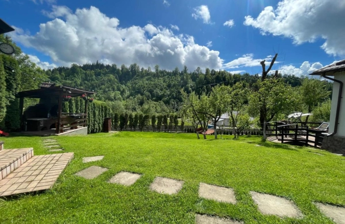 Cazare Colibița Casa Lipan