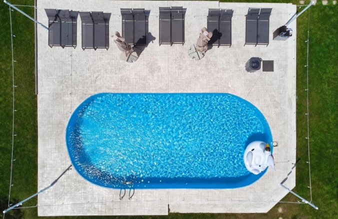 Seagloo Glamping - Adults Only