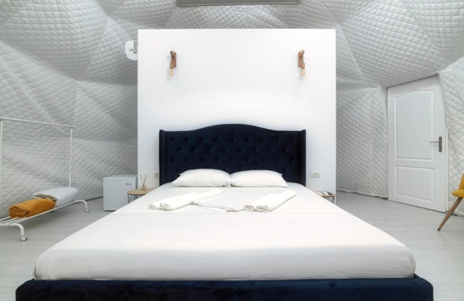 Seagloo Glamping - Adults Only