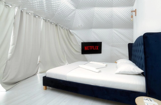 Seagloo Glamping - Adults Only