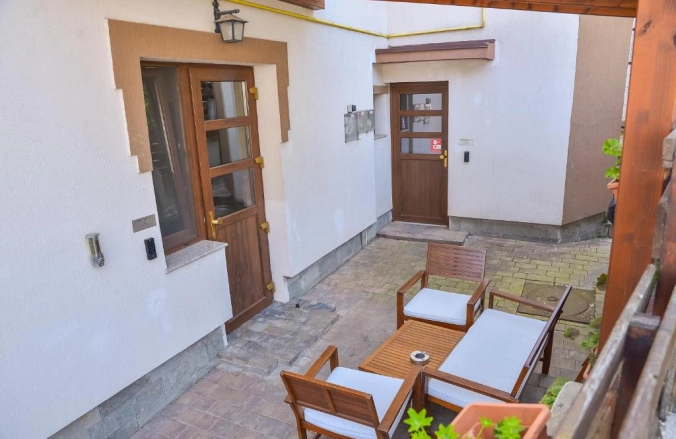 Buzoianu Residence by Holztreppe Brașov