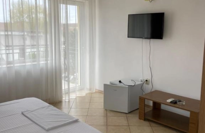 Casa Galbena Costinesti