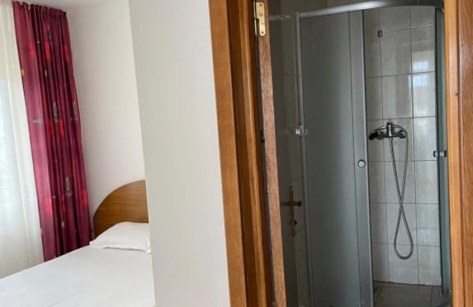 Casa Galbena Costinesti