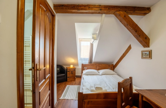 Pensiunea Bastion La Strada