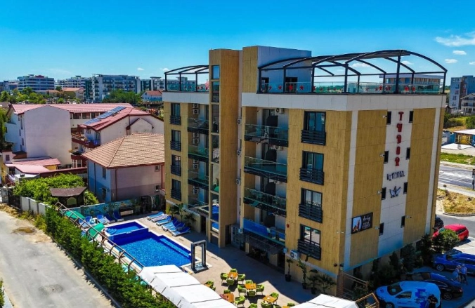 Tudor by Dedal Năvodari